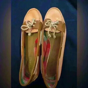 Sperry Women's Two-Tone Tan and Pink Leather Boat Shoes